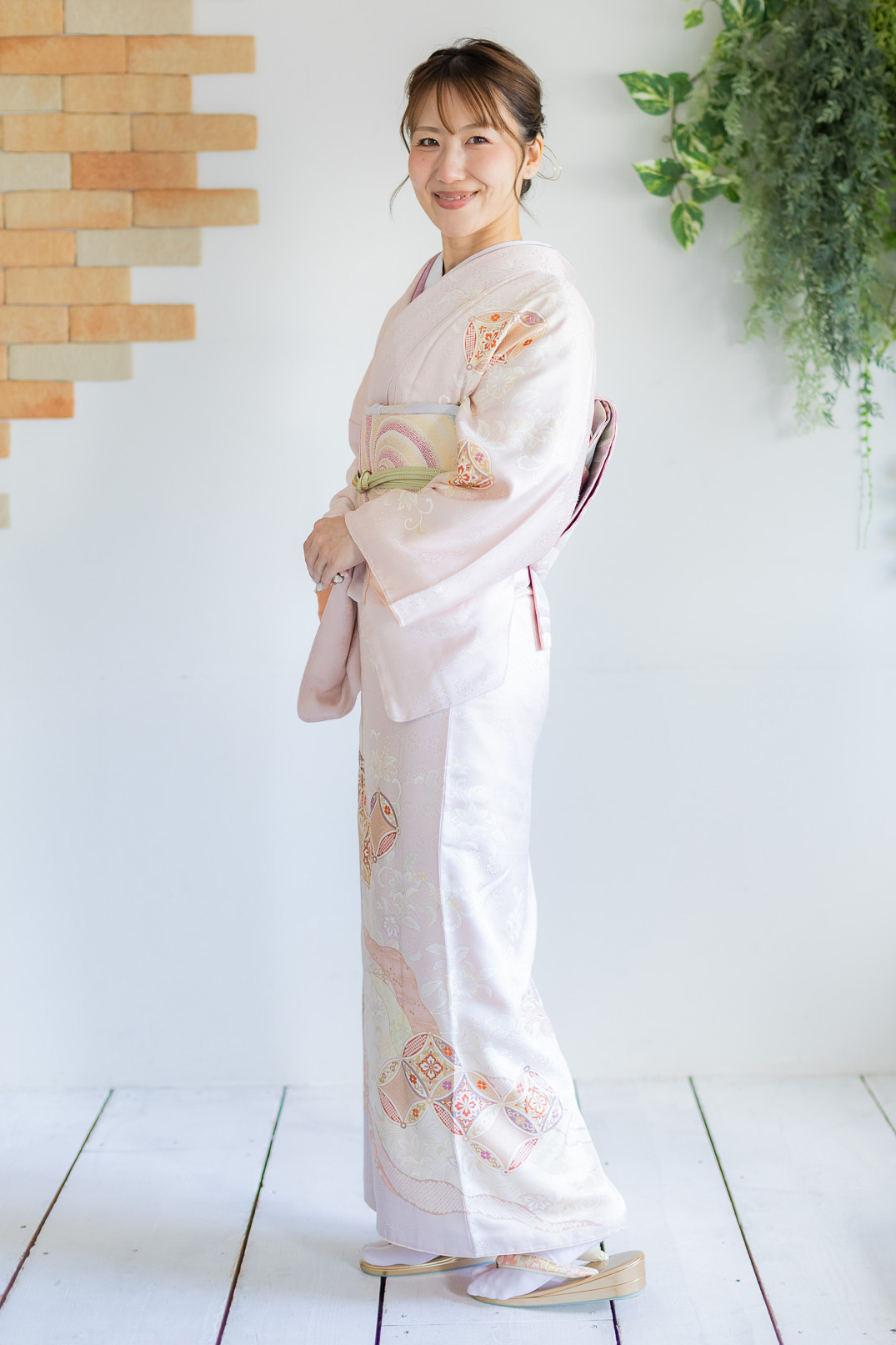 訪問着を着た女性