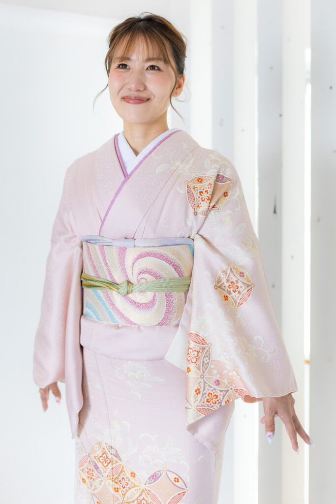 訪問着を着た女性-あみか様