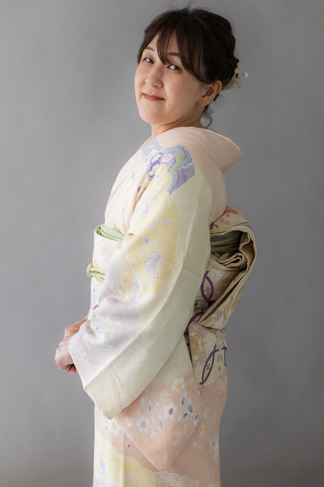 訪問着を着た女性