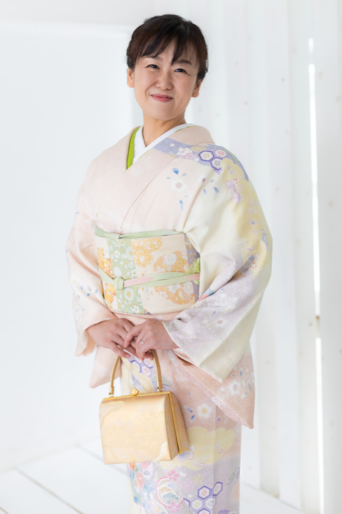 訪問着を着た女性